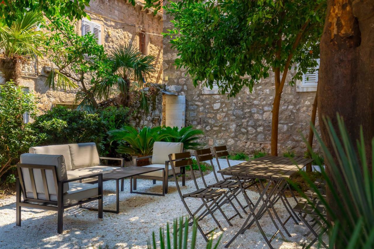 Old Town House With Floor Heating & Lush Private Garden Villa Dubrovnik Eksteriør billede